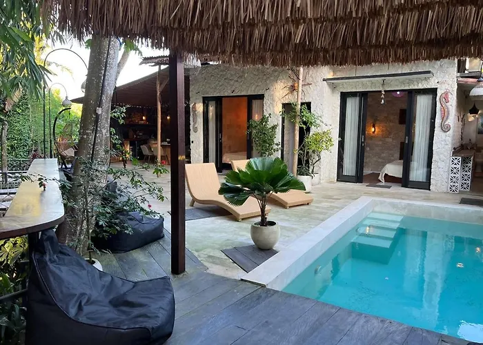 El Bambo Gianyar 2br With Private Pool Vakantiehuis Keramas