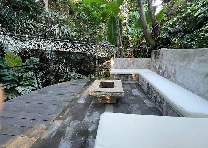 El Bambo Gianyar 2br With Private Pool Villa *