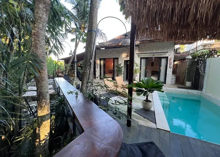 Villa El Bambo Gianyar 2br With Private Pool *