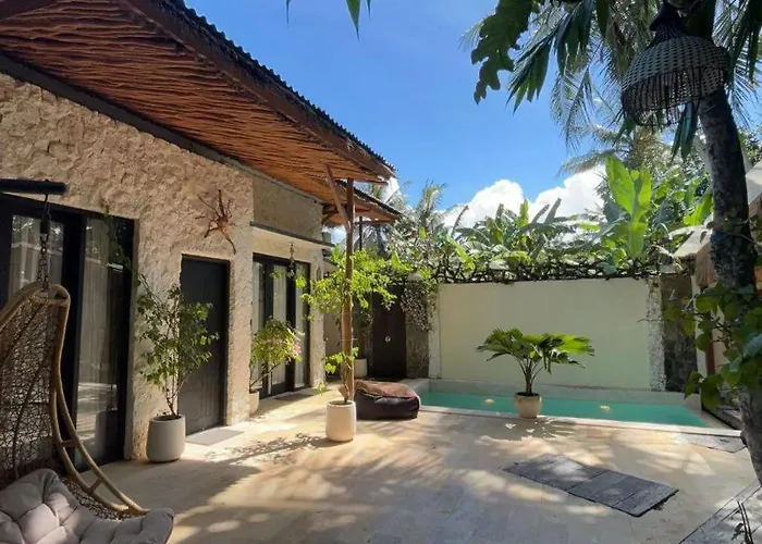 Villa El Bambo Gianyar 2br With Private Pool Keramas